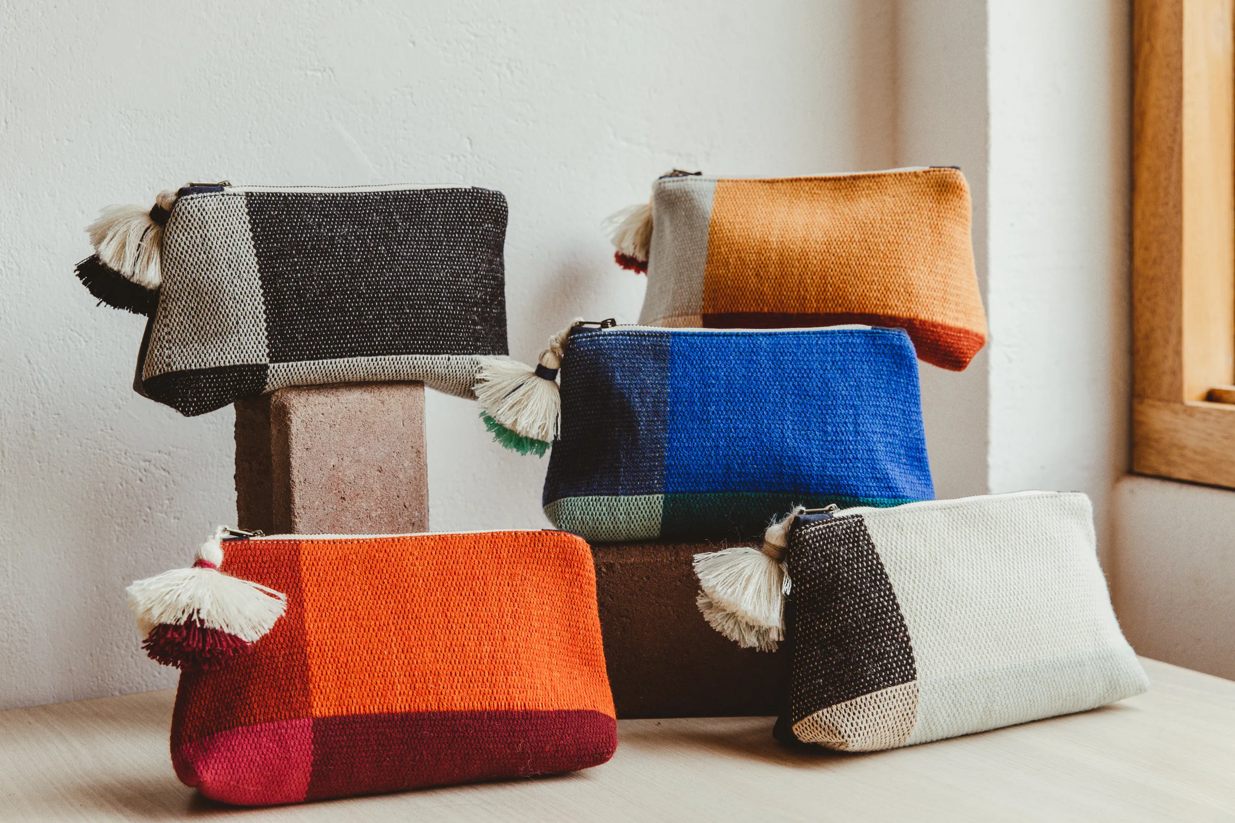 Inti Small Cosmetic Pouch